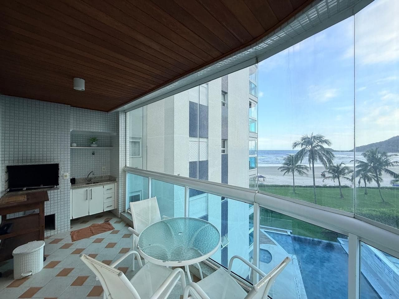 Apartamento à Venda com 4 quartos, 4 banheiros, 3 vagas e 175m² por R$ 7.500.000